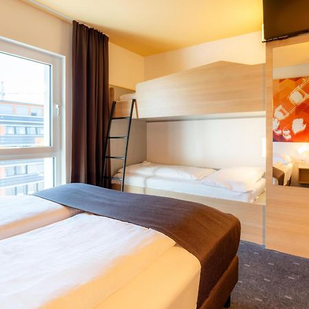 B&B Hotel Stuttgart-Bad Cannstatt Eksteriør billede