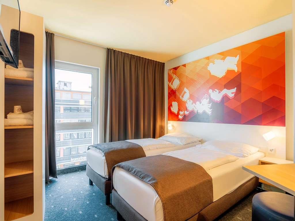 B&B Hotel Stuttgart-Bad Cannstatt Værelse billede